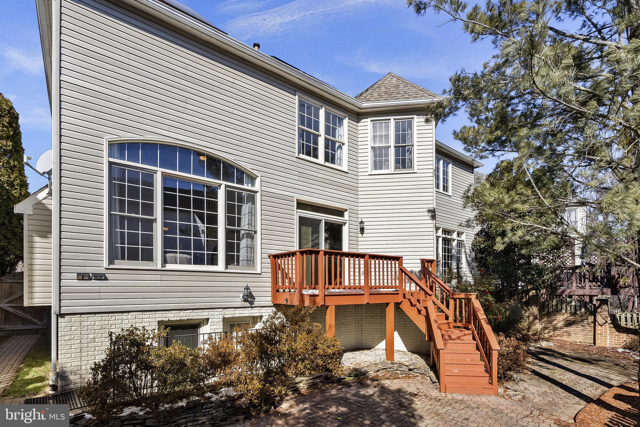 2220 Central Ave