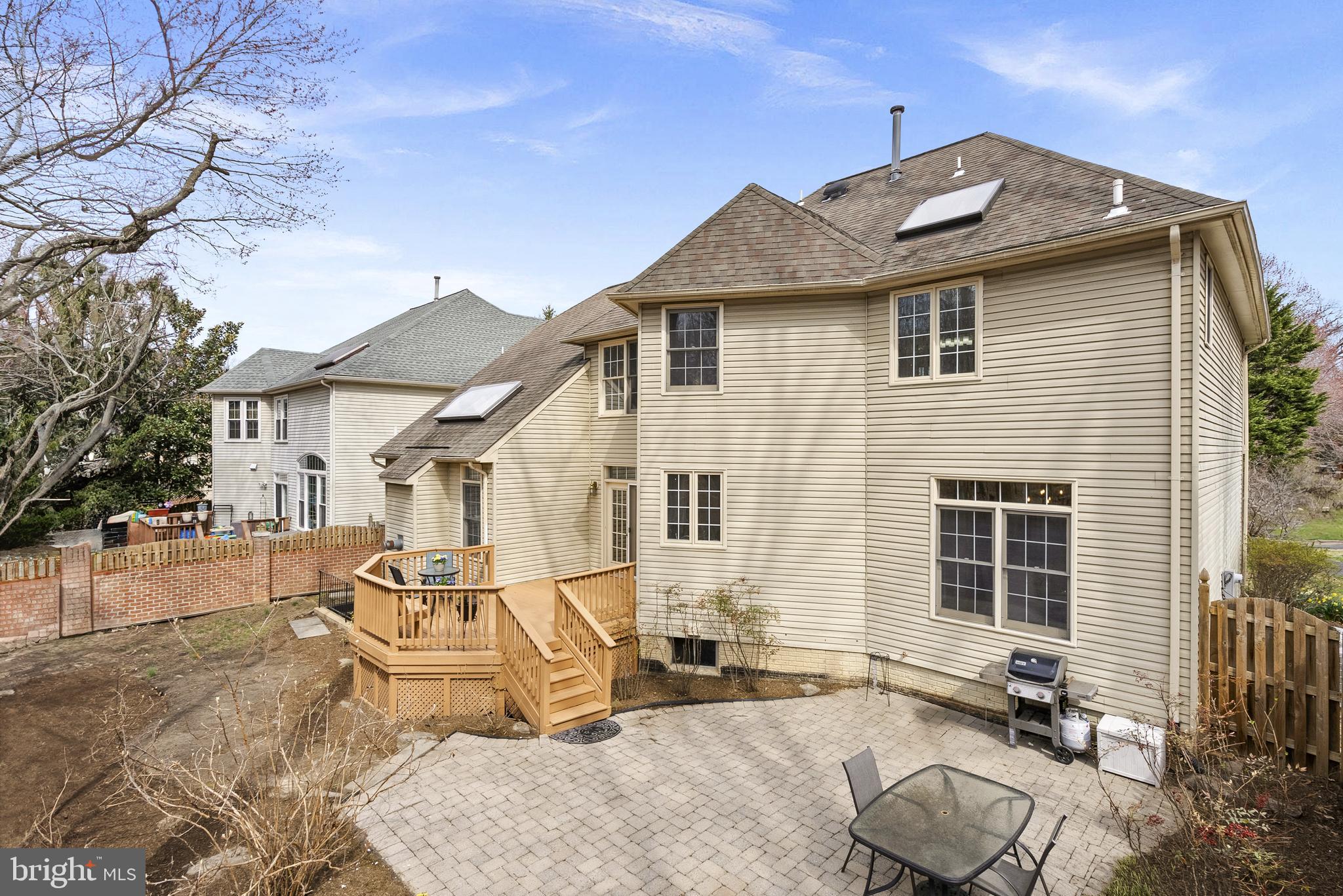 2201 Central Ave