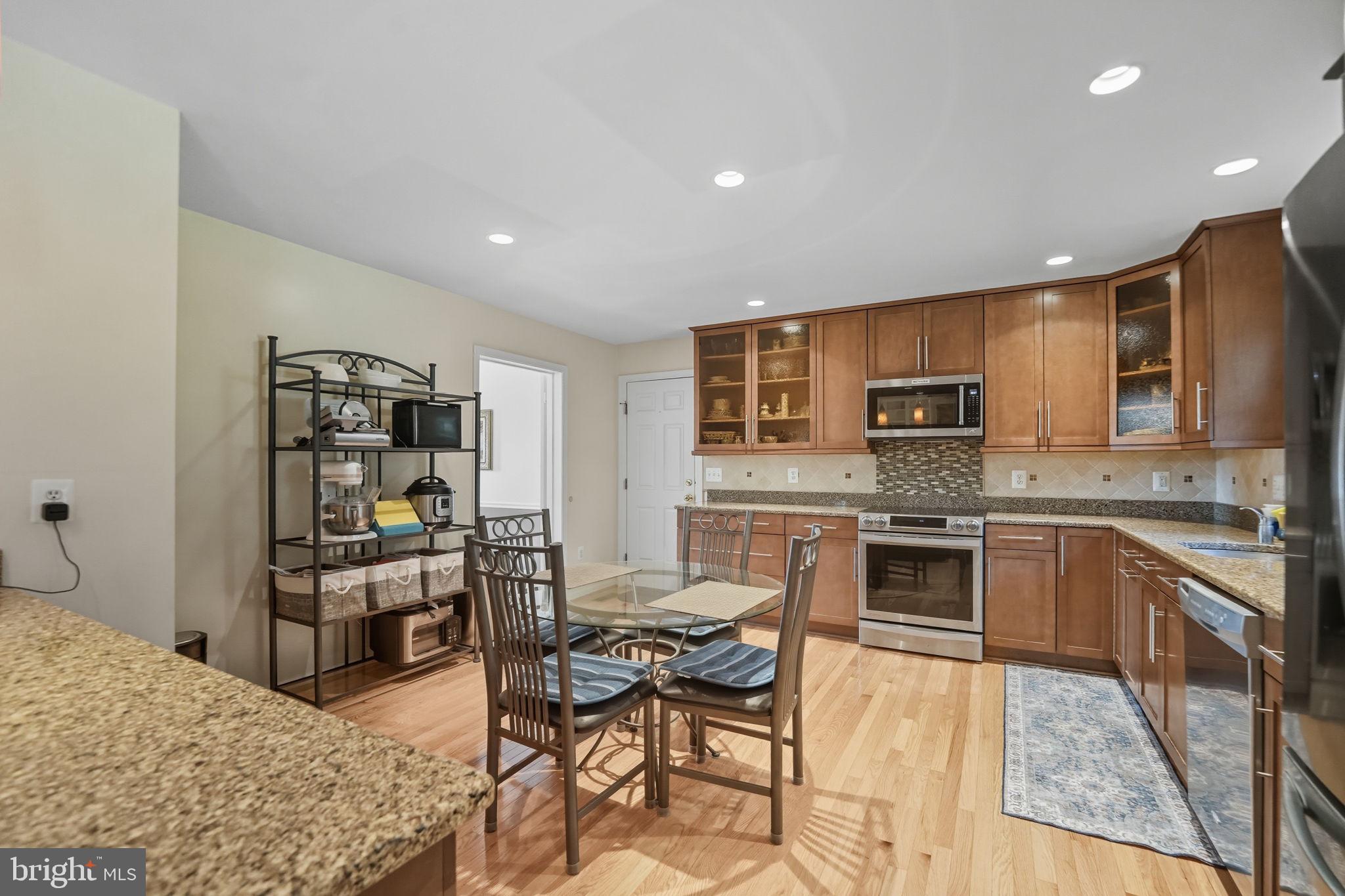 9616 VILLAGESMITH WAY