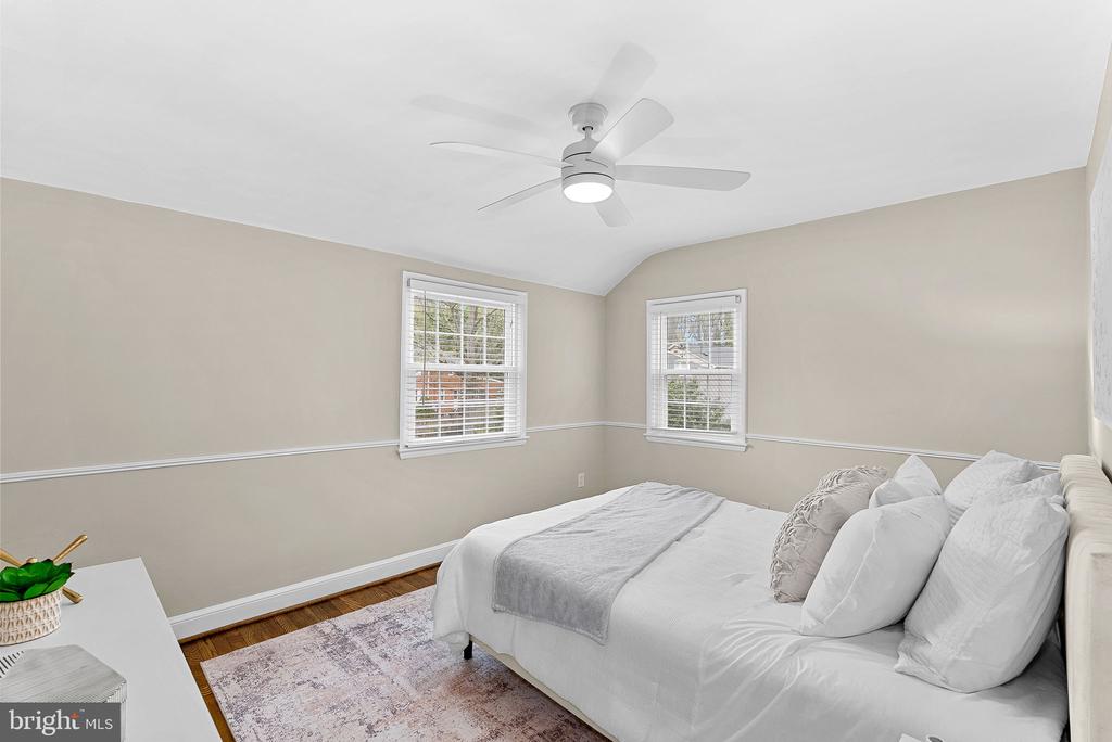 7109 WAYNE DRIVE