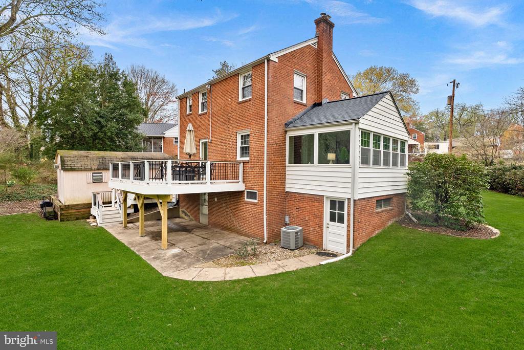 7109 WAYNE DRIVE