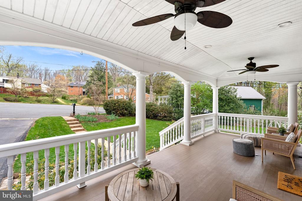 7109 WAYNE DRIVE
