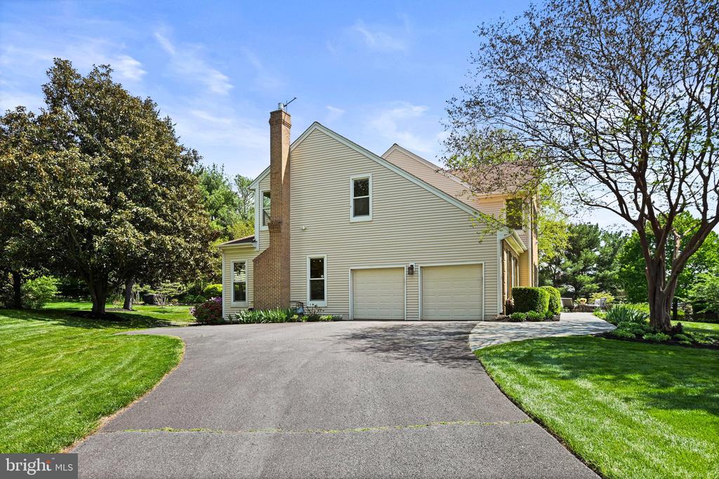 1167 SILVER BEECH ROAD