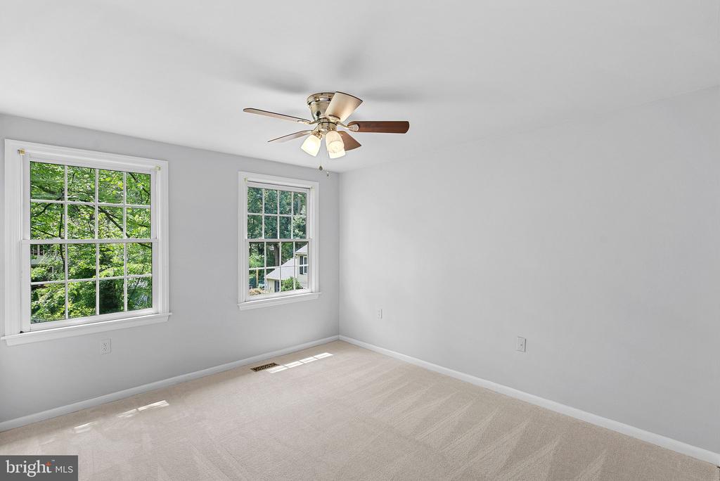 2284 DOSINIA COURT