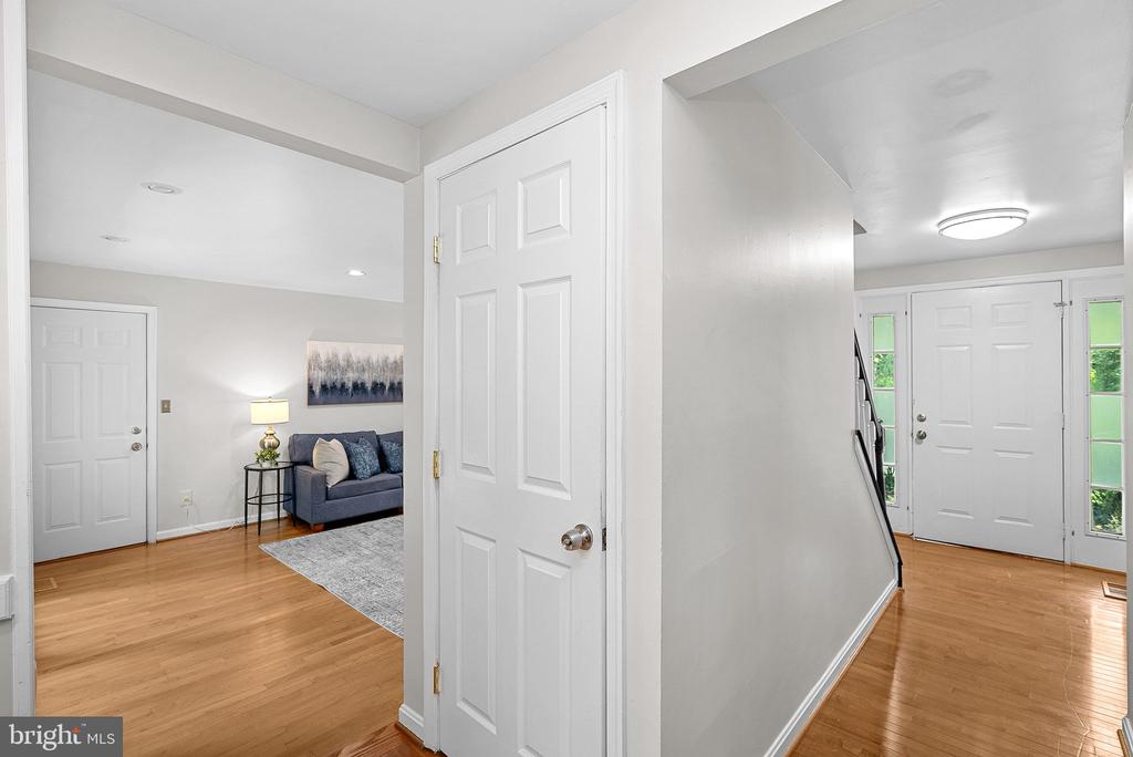 2284 DOSINIA COURT