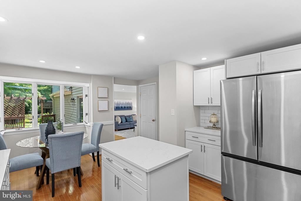 2284 DOSINIA COURT