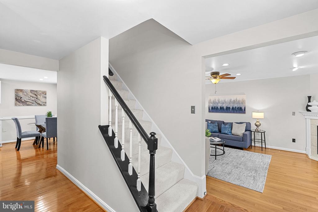 2284 DOSINIA COURT