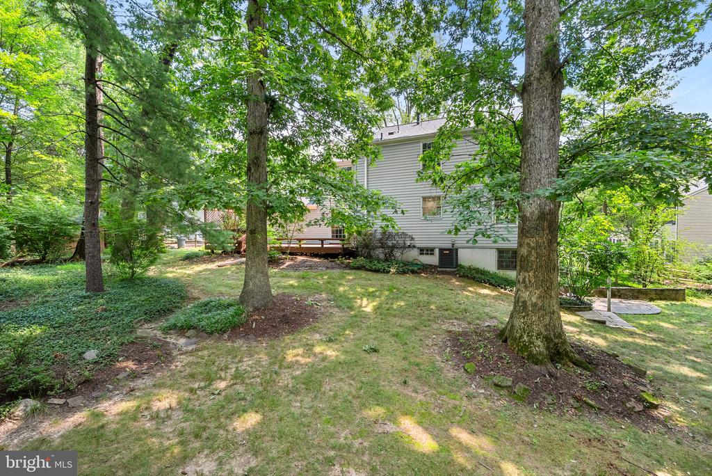 2284 DOSINIA COURT