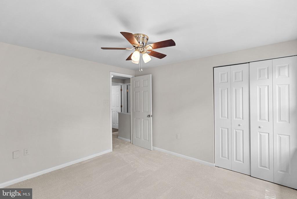 2284 DOSINIA COURT