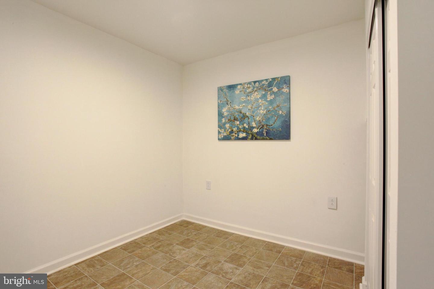 208 Sanderson Dr #225