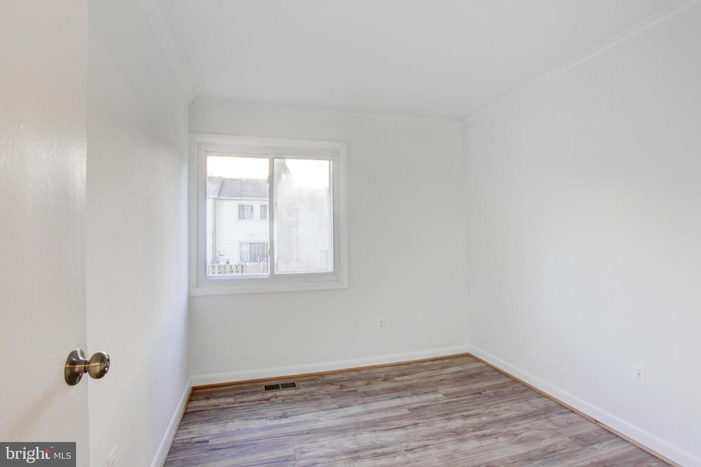 208 Sanderson Dr #225