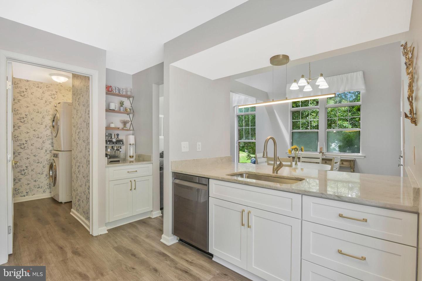 1 Bentmoor Ct