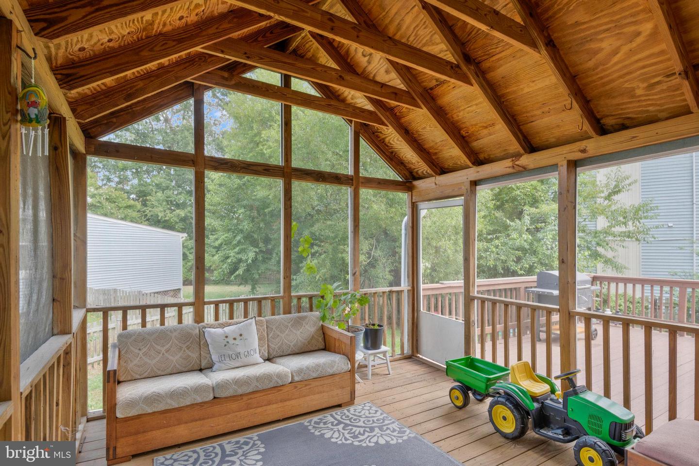 1 Bentmoor Ct