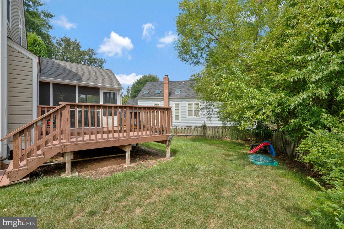 1 Bentmoor Ct