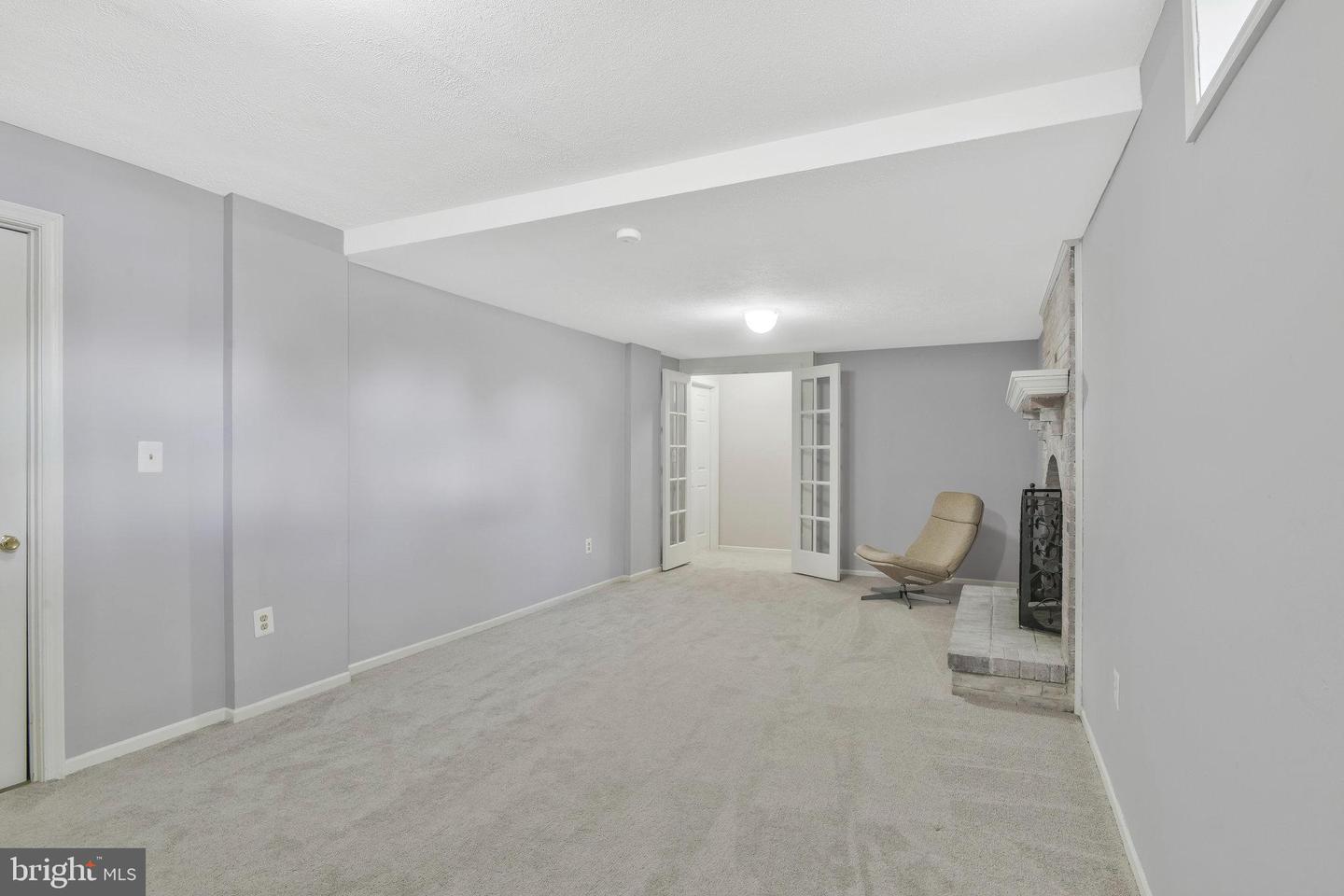 1 Bentmoor Ct