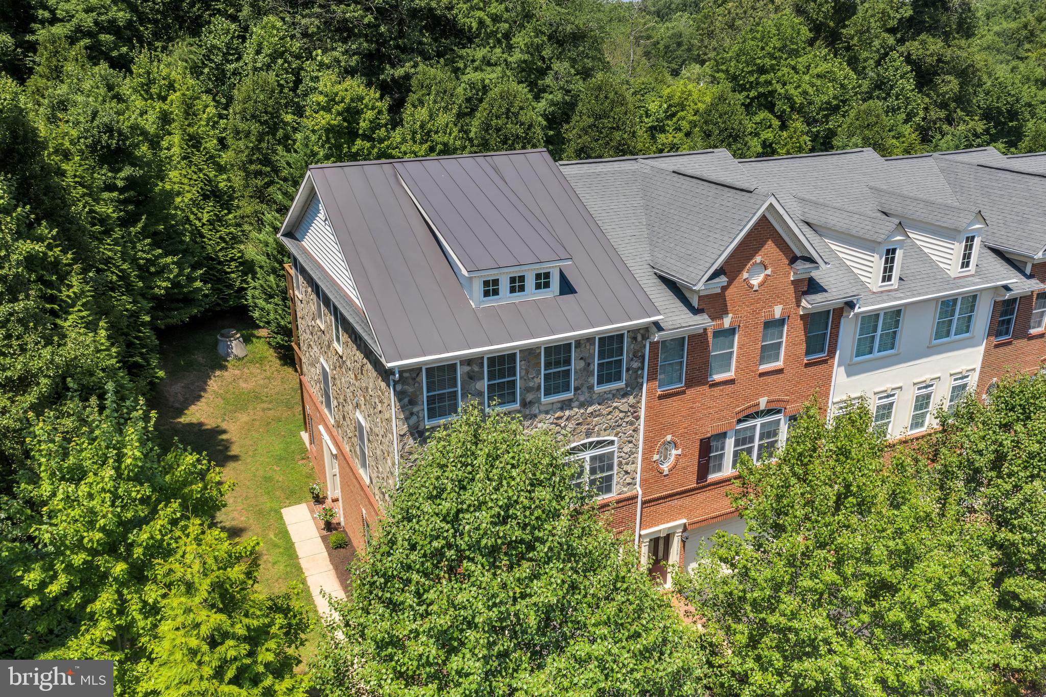 20366 Center Brook Sq