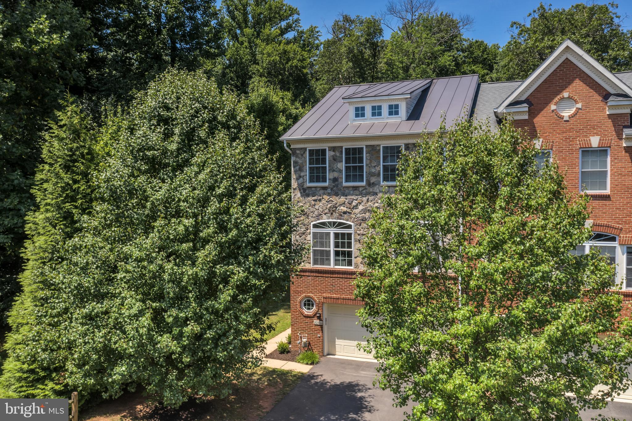 20366 Center Brook Sq