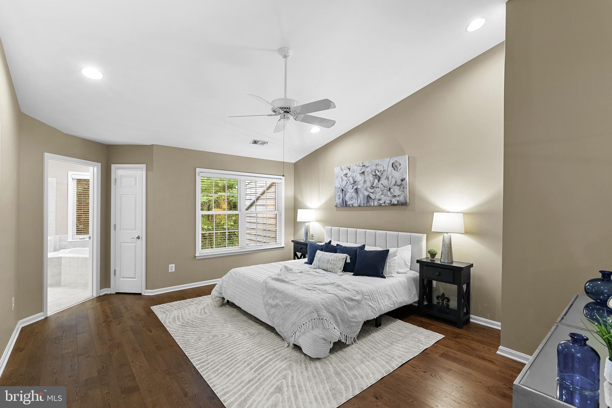20360 Center Brook Sq