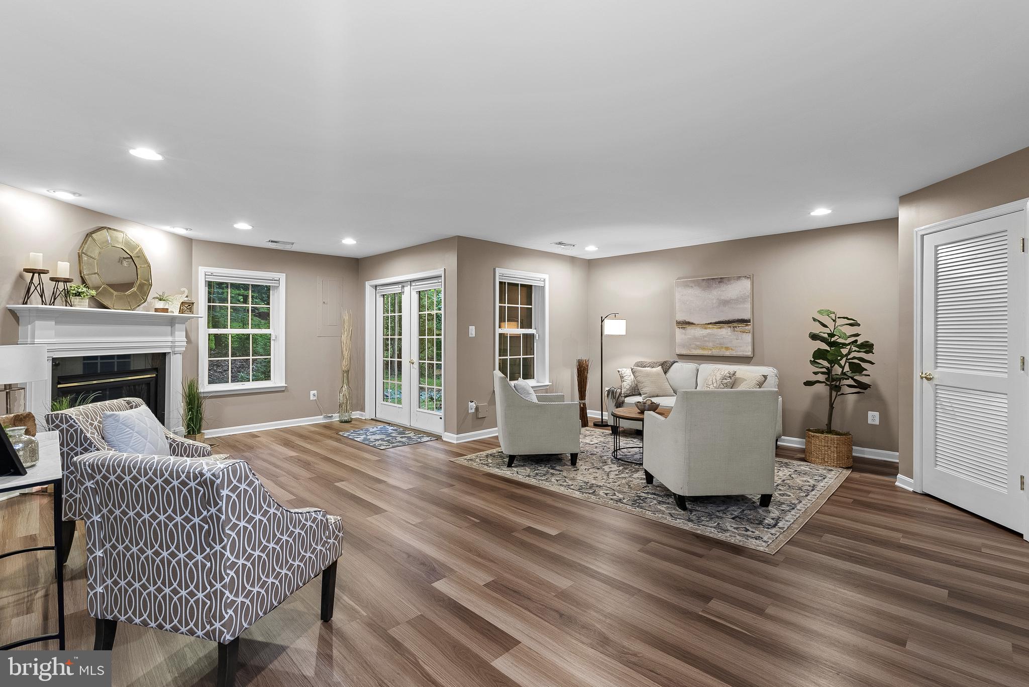 20360 Center Brook Sq