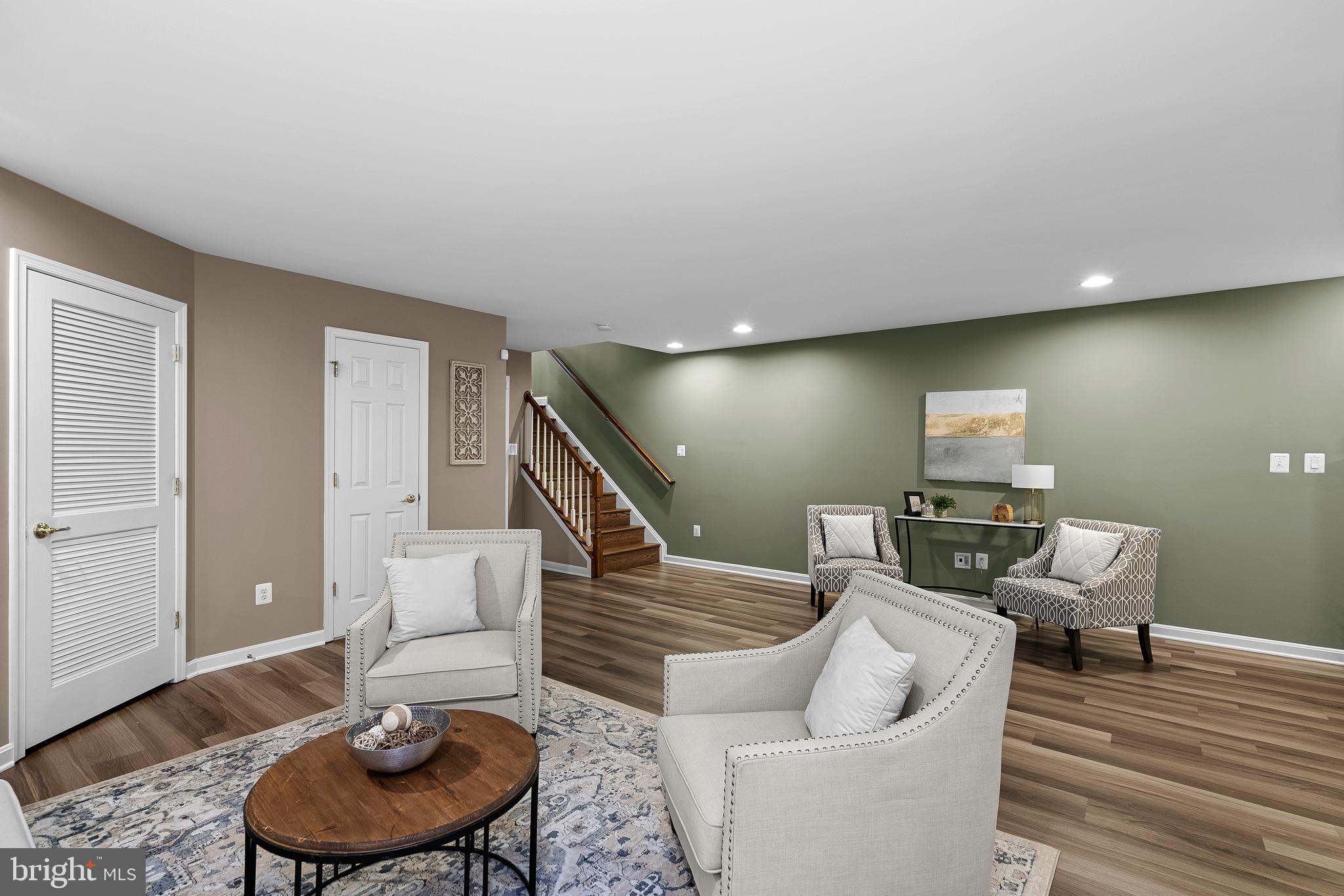 20360 Center Brook Sq