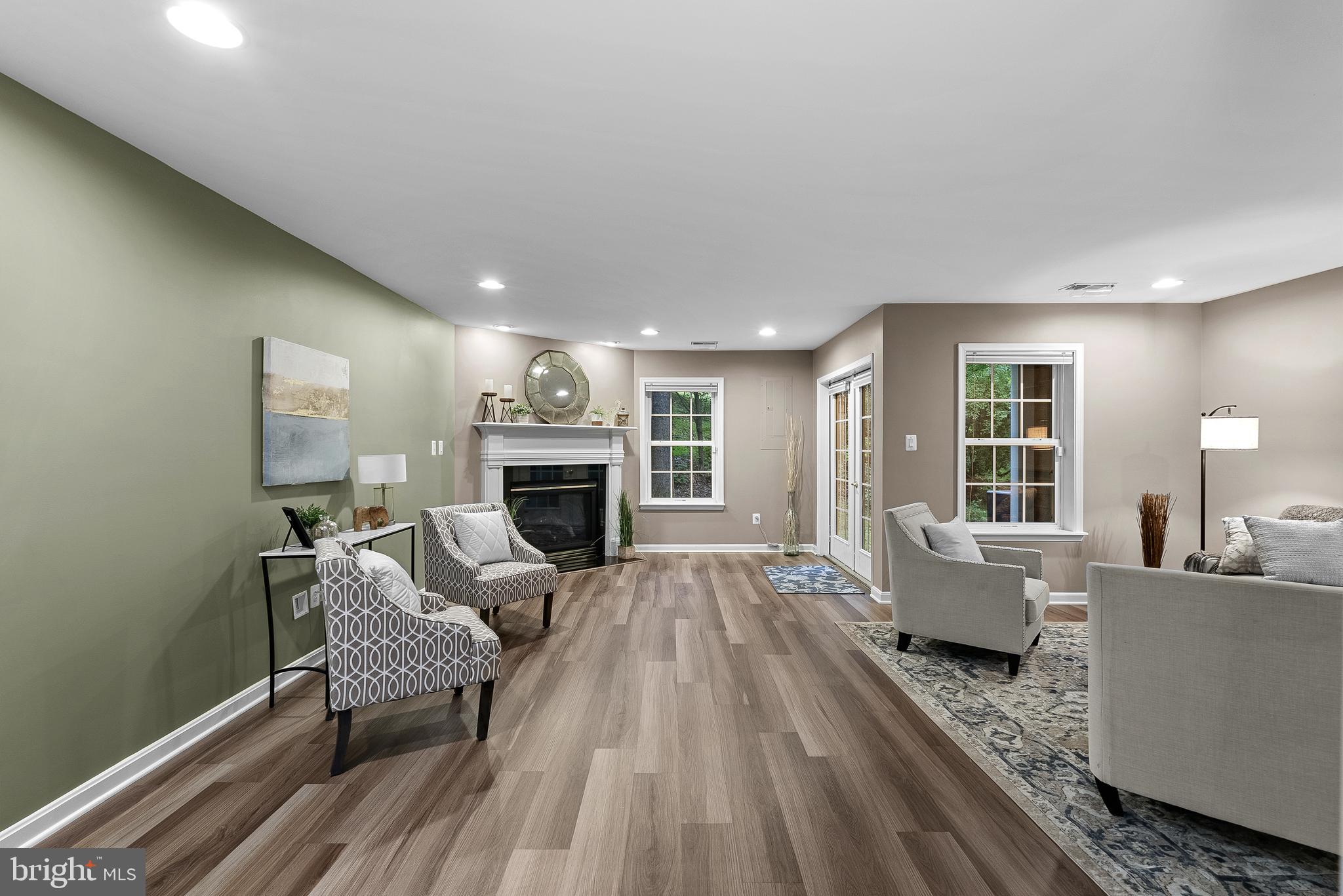 20360 Center Brook Sq
