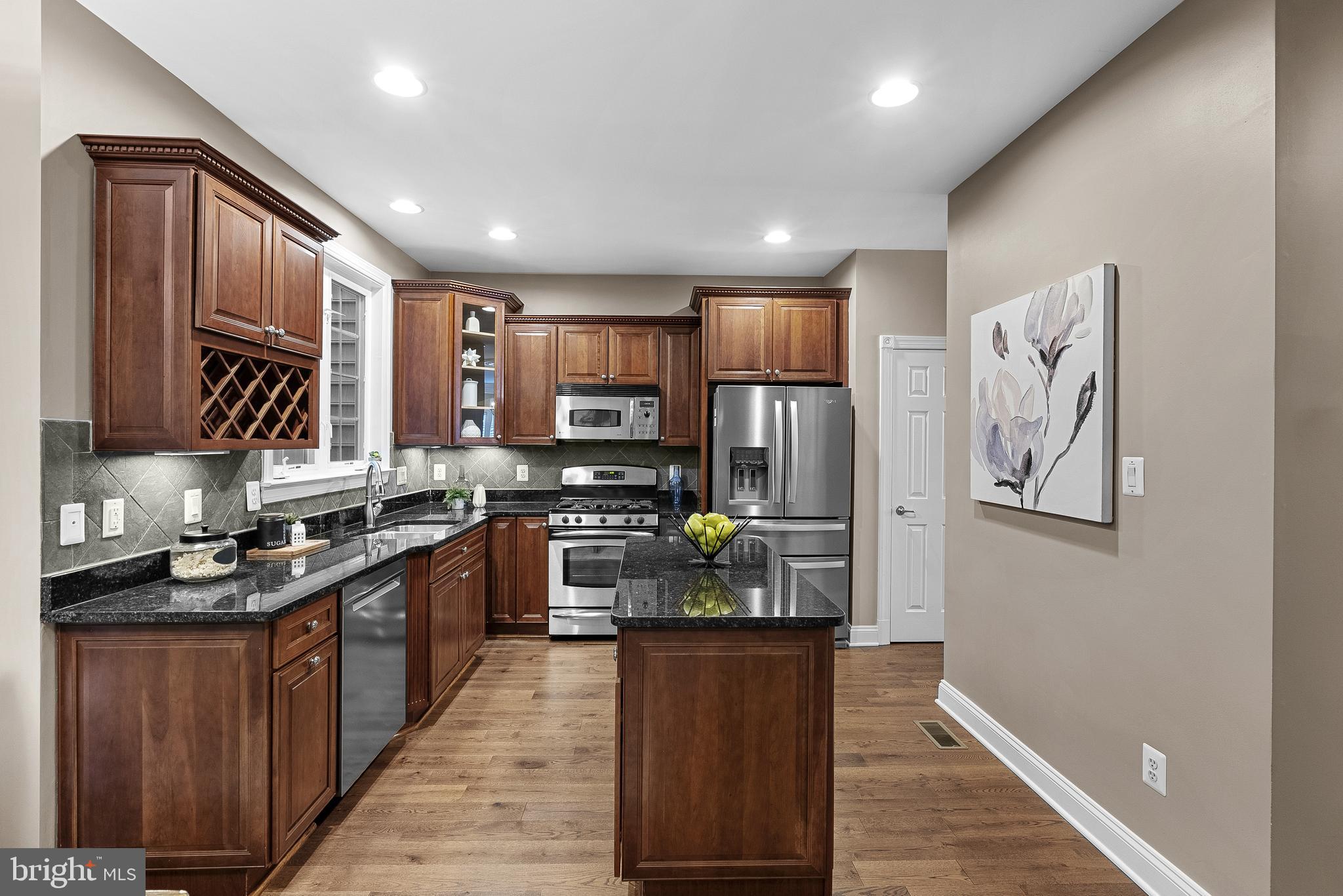 20360 Center Brook Sq