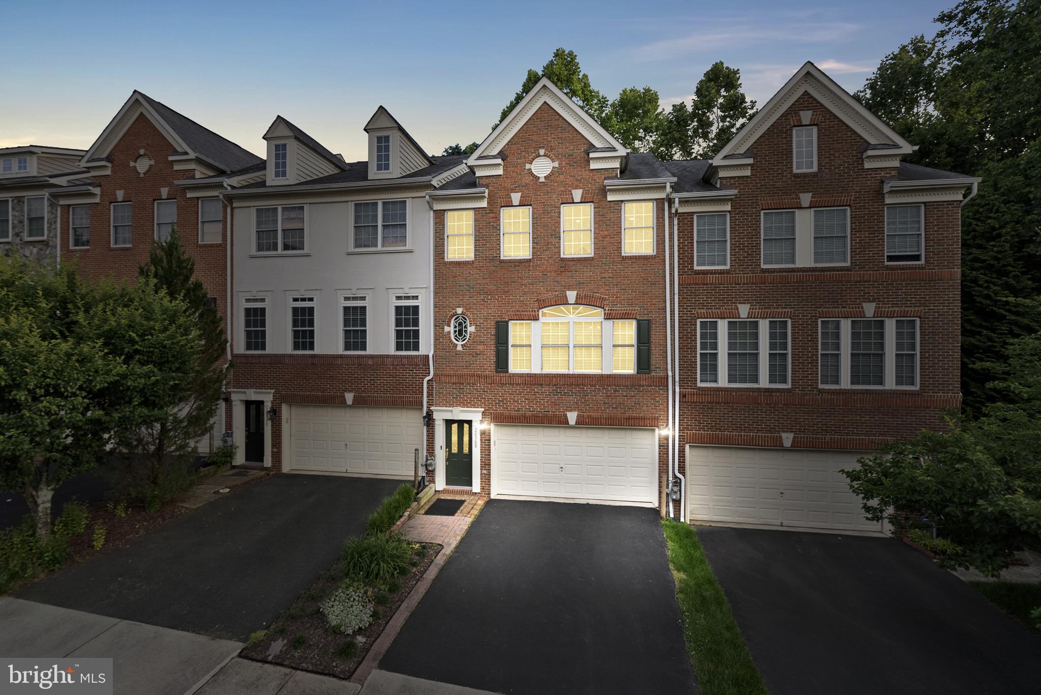 20360 Center Brook Sq