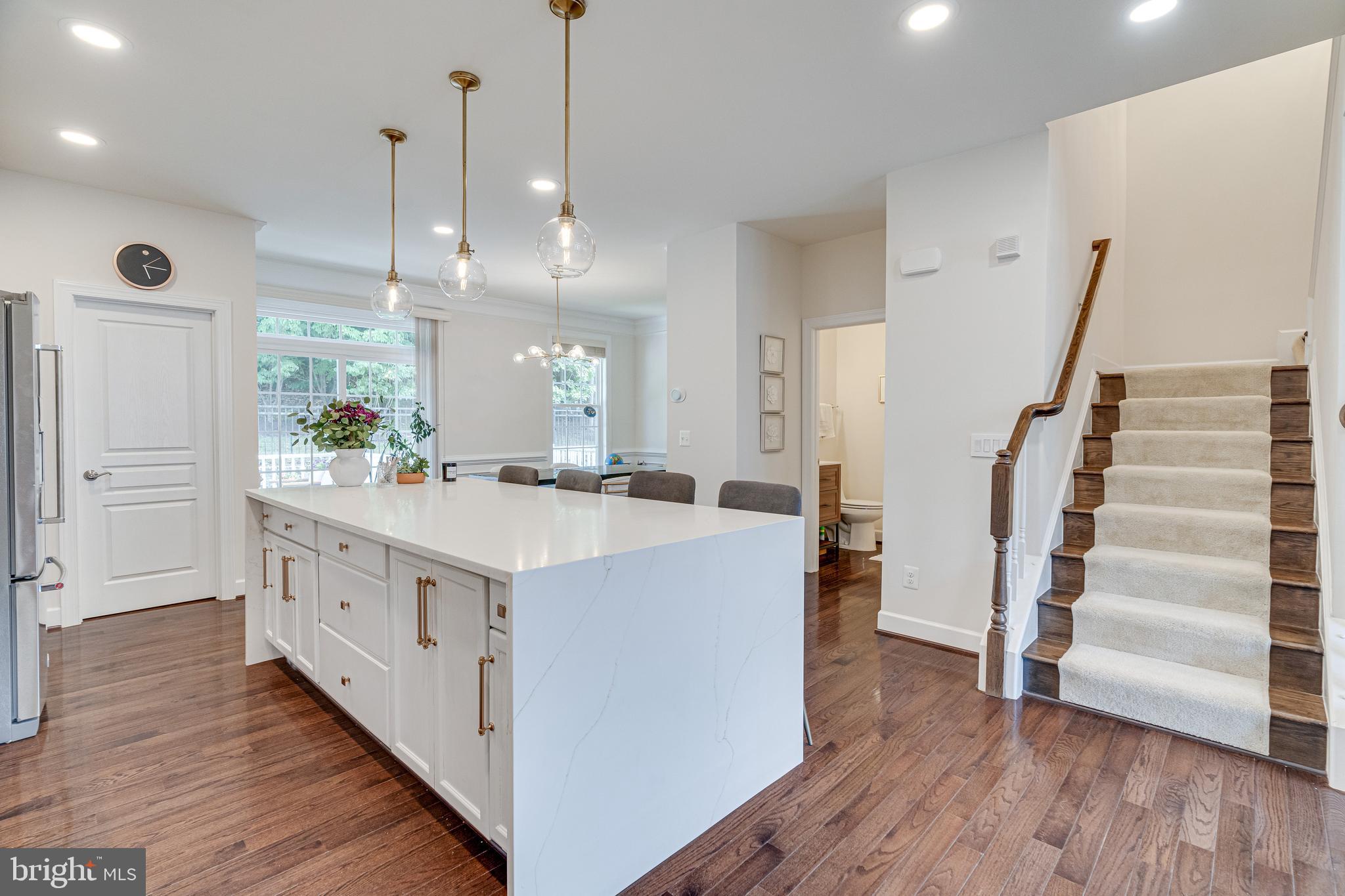 20220 CENTER BROOK SQ