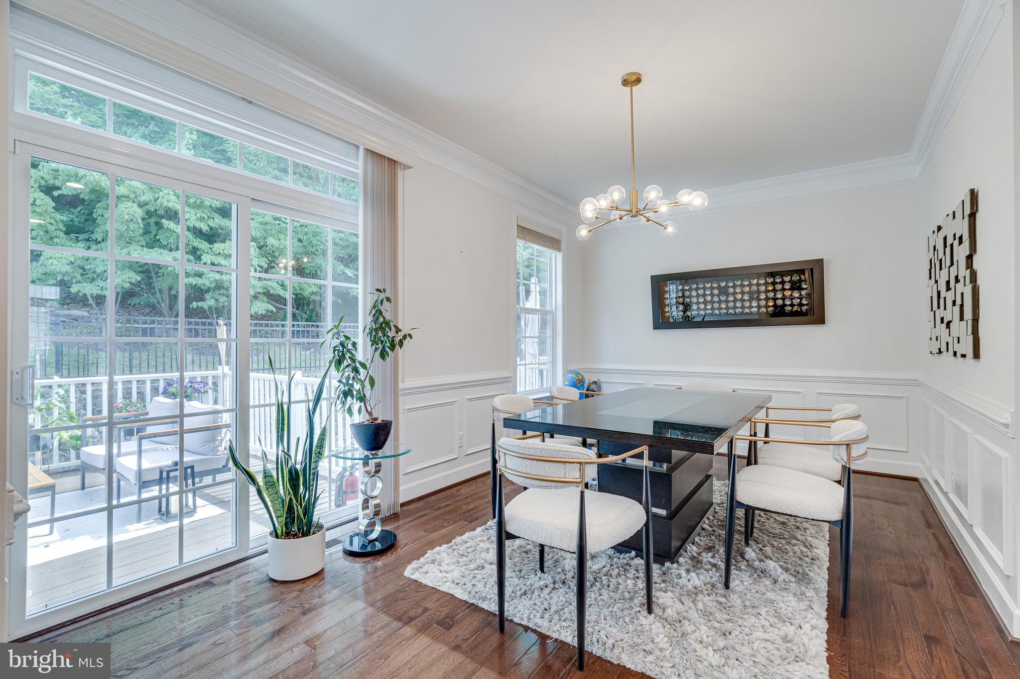 20220 CENTER BROOK SQ