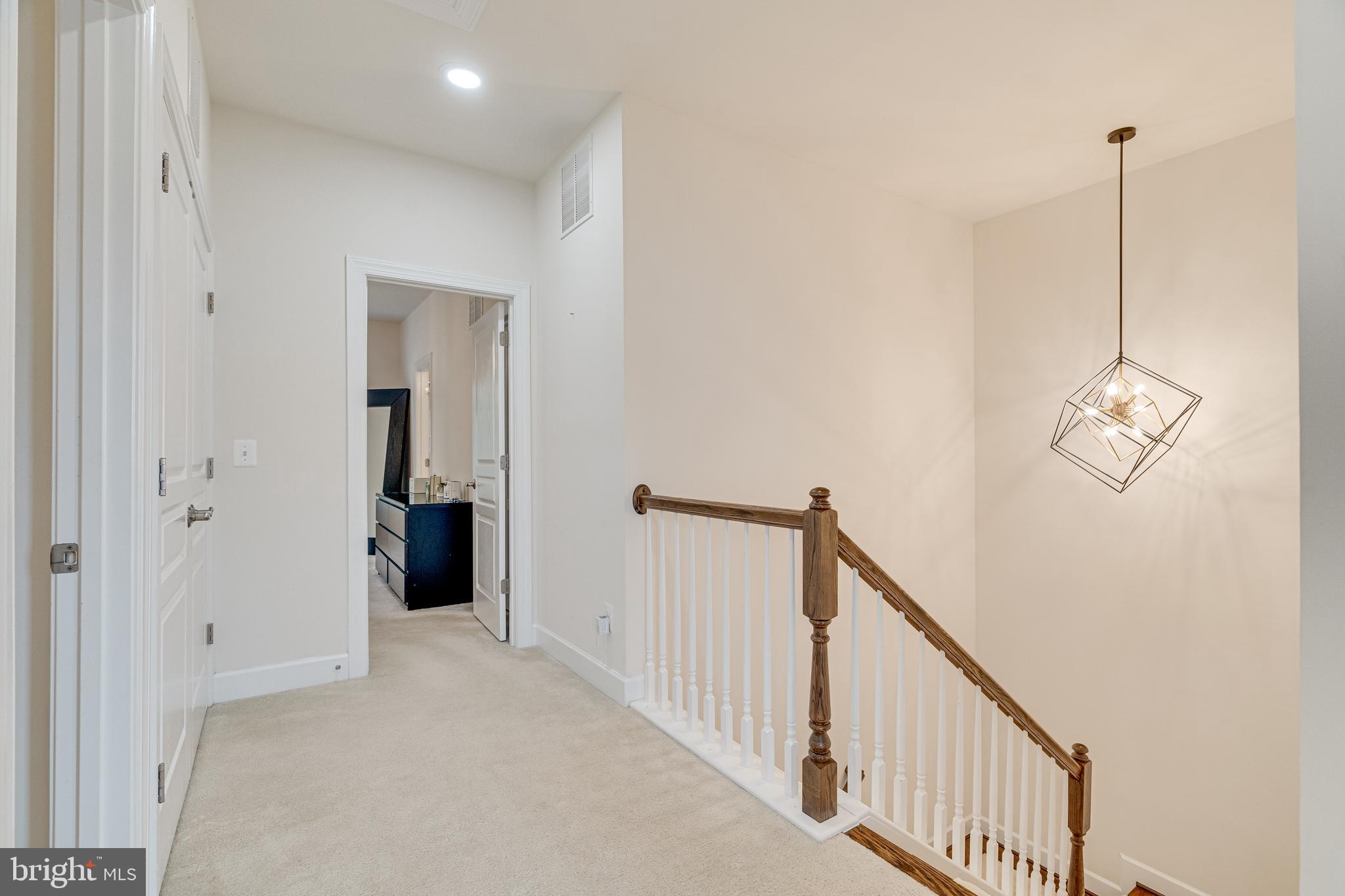 20220 CENTER BROOK SQ
