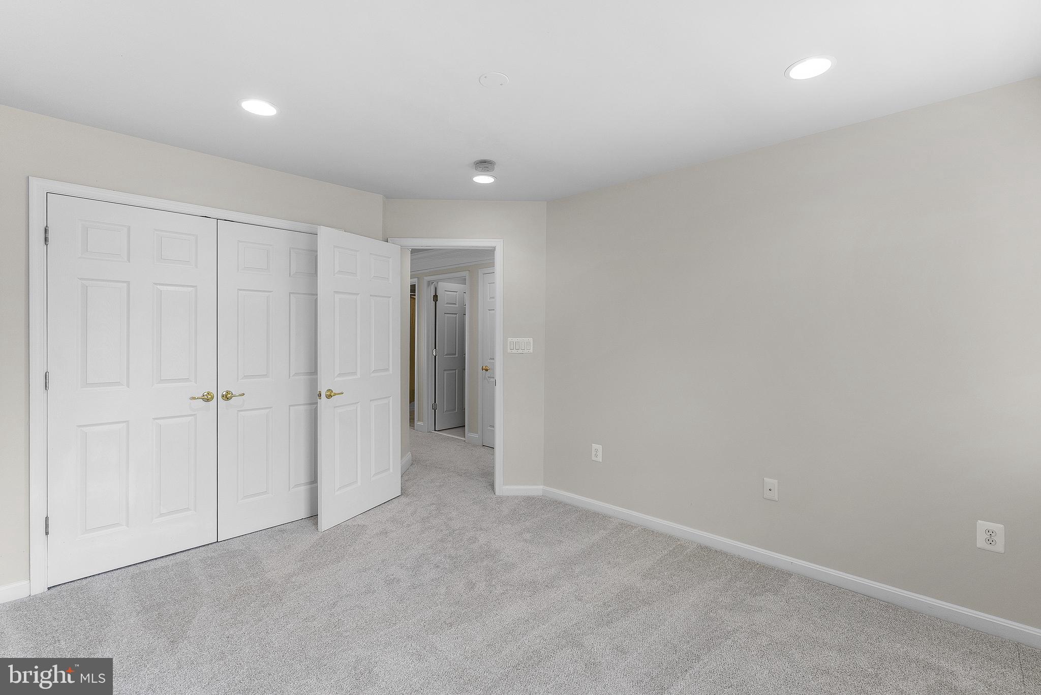20351 Center Brook Sq