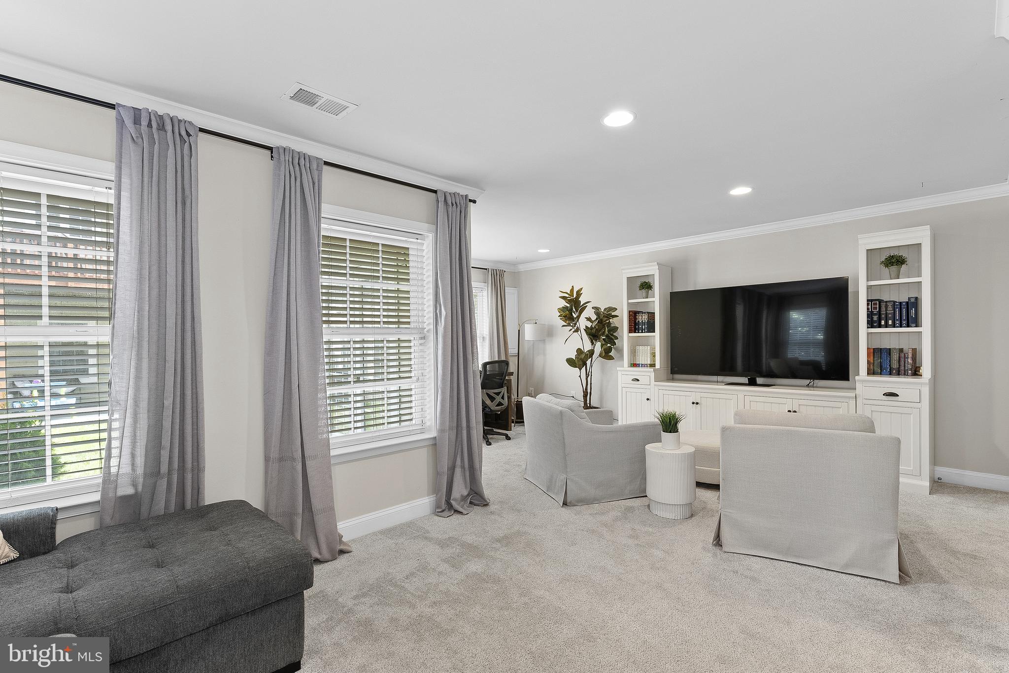 20351 Center Brook Sq