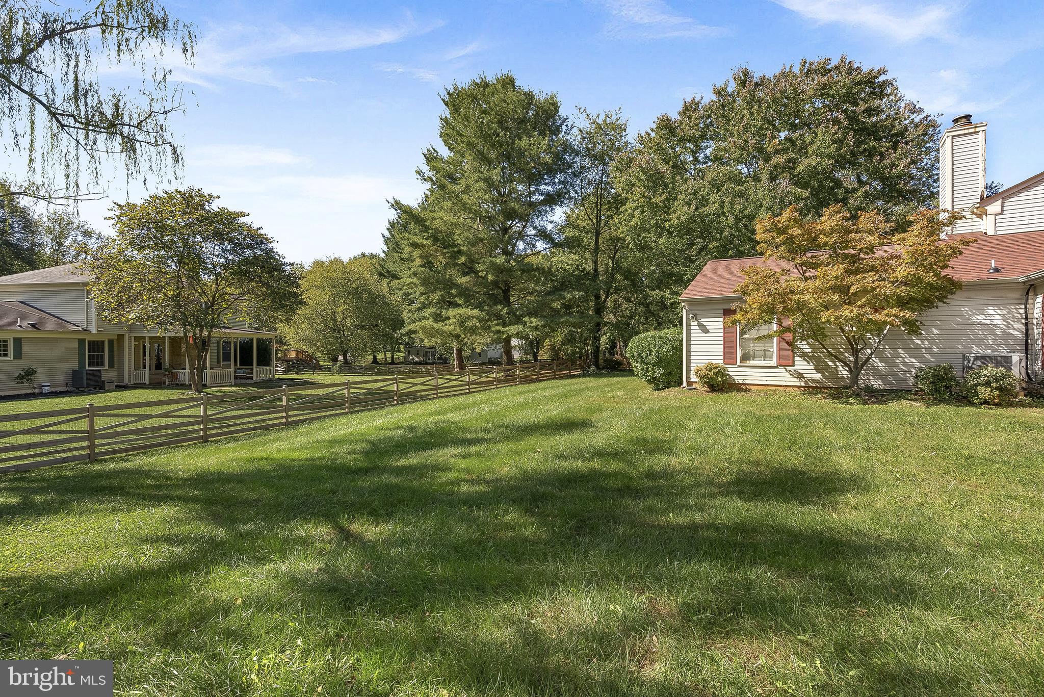 6 Coleman Ln