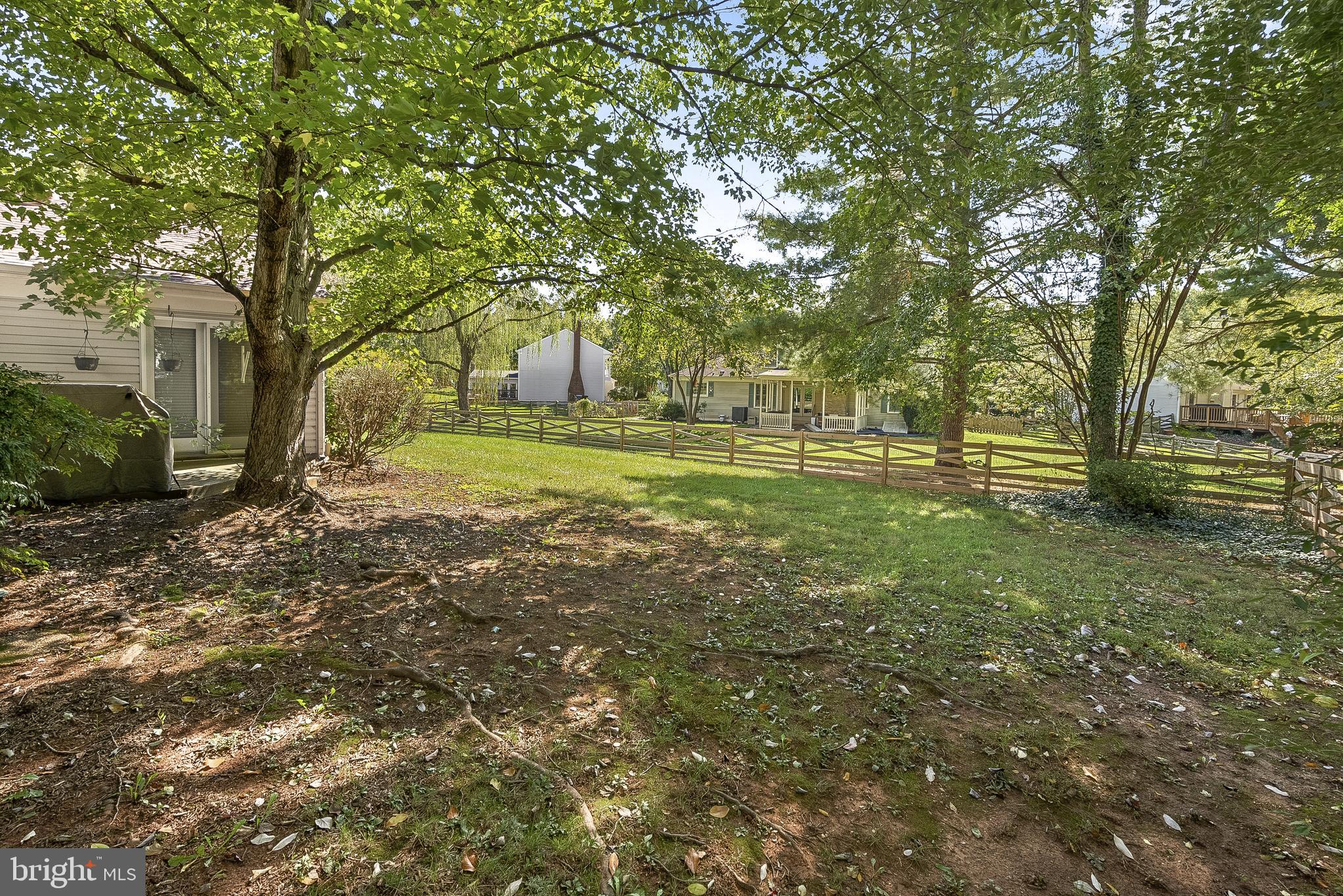 6 Coleman Ln