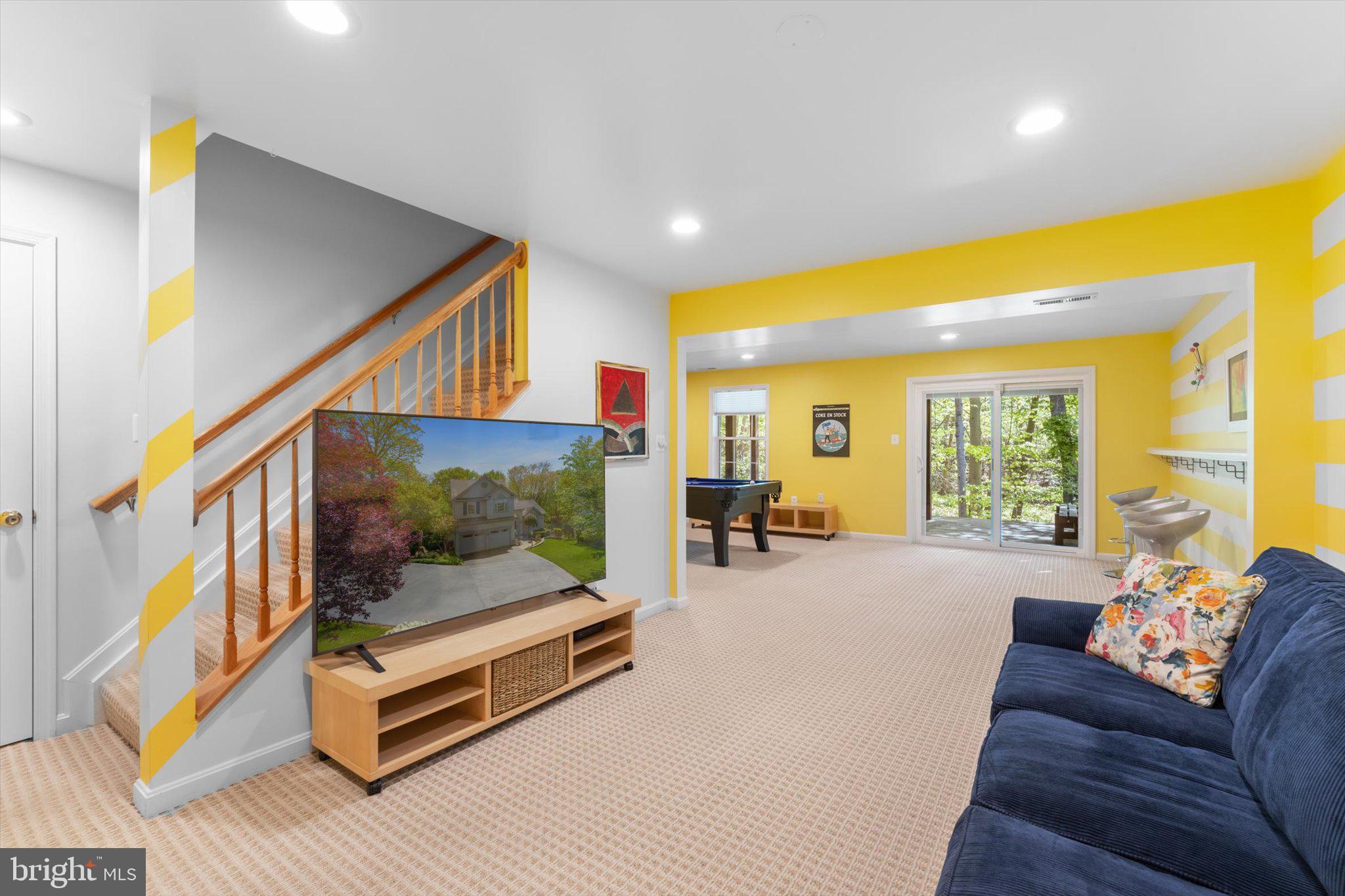 20696 Longbank Ct