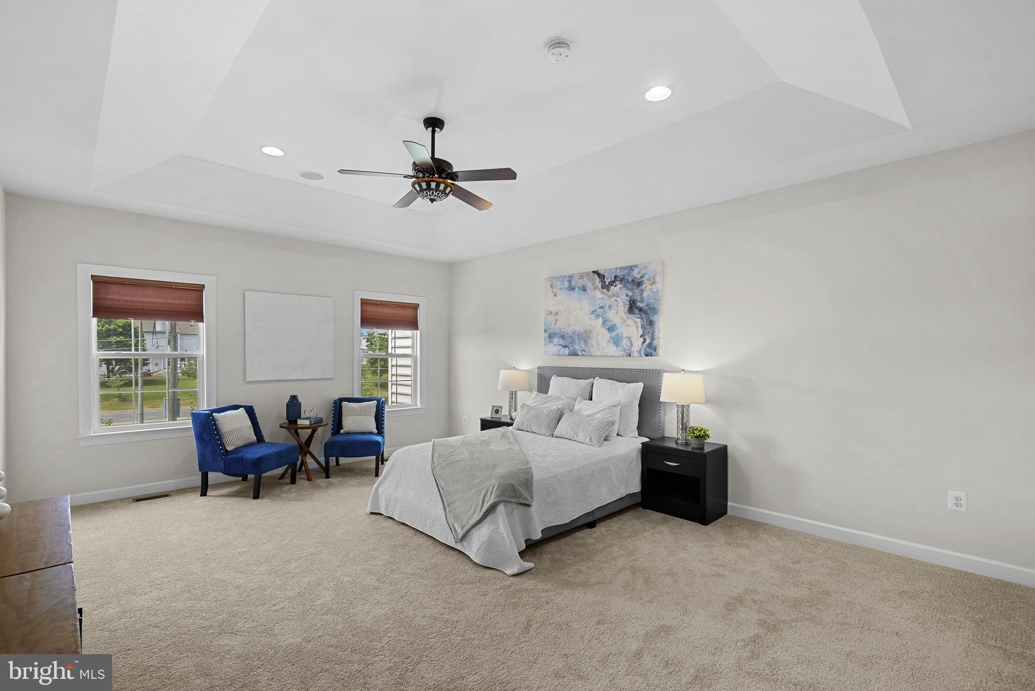 1543 Kinnaird Ter NE