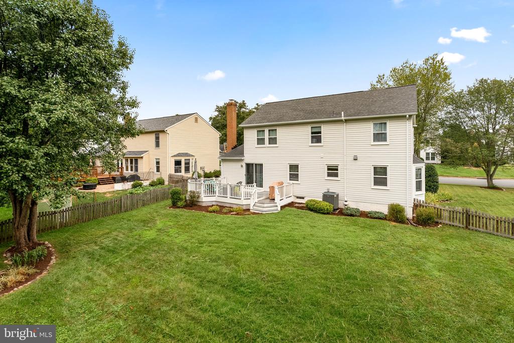 20049 GREAT FALLS FOREST DRIVE