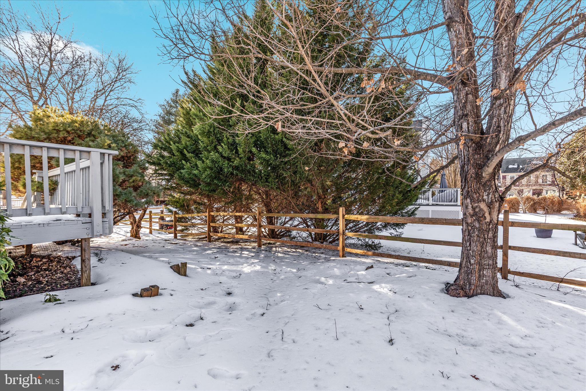 5 RAWLSTON COURT