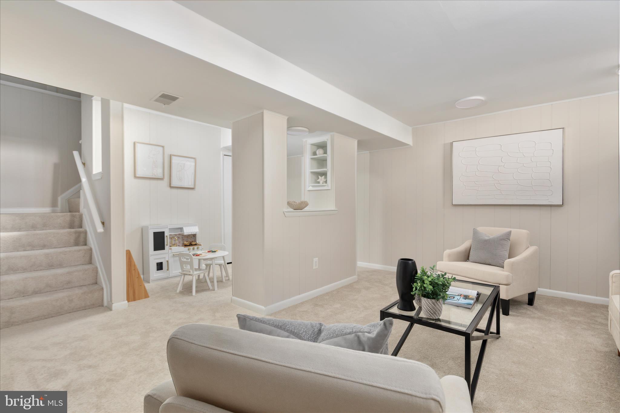 5 RAWLSTON COURT