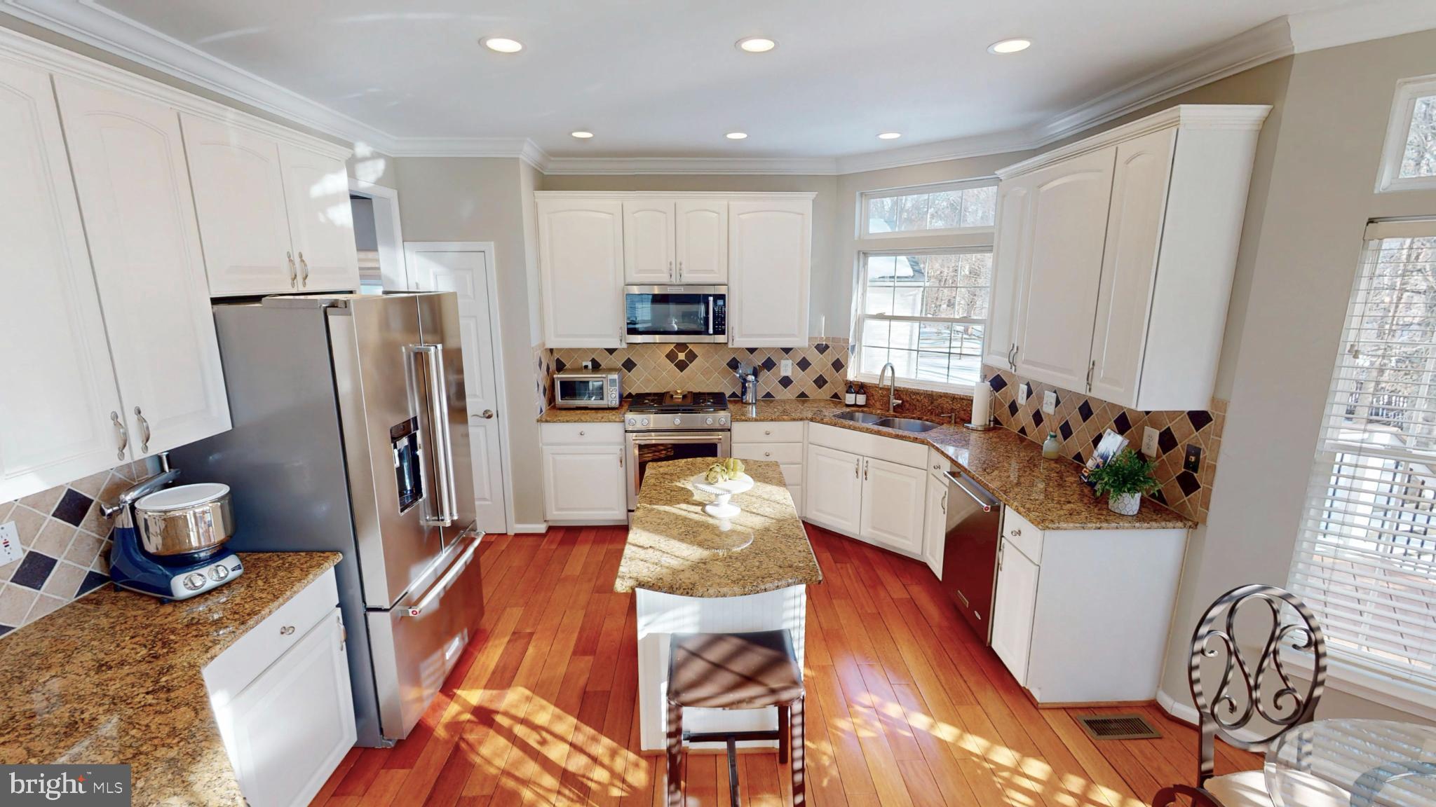 47421 RIVER CREST STREET