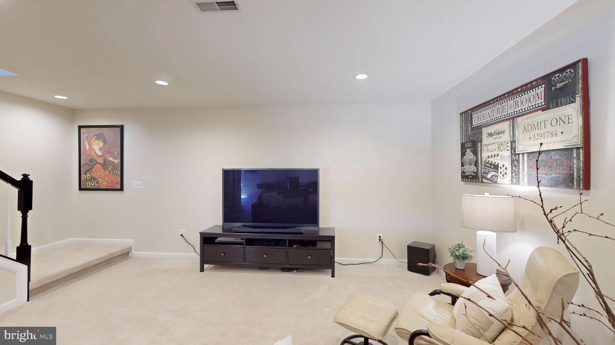 47421 RIVER CREST STREET