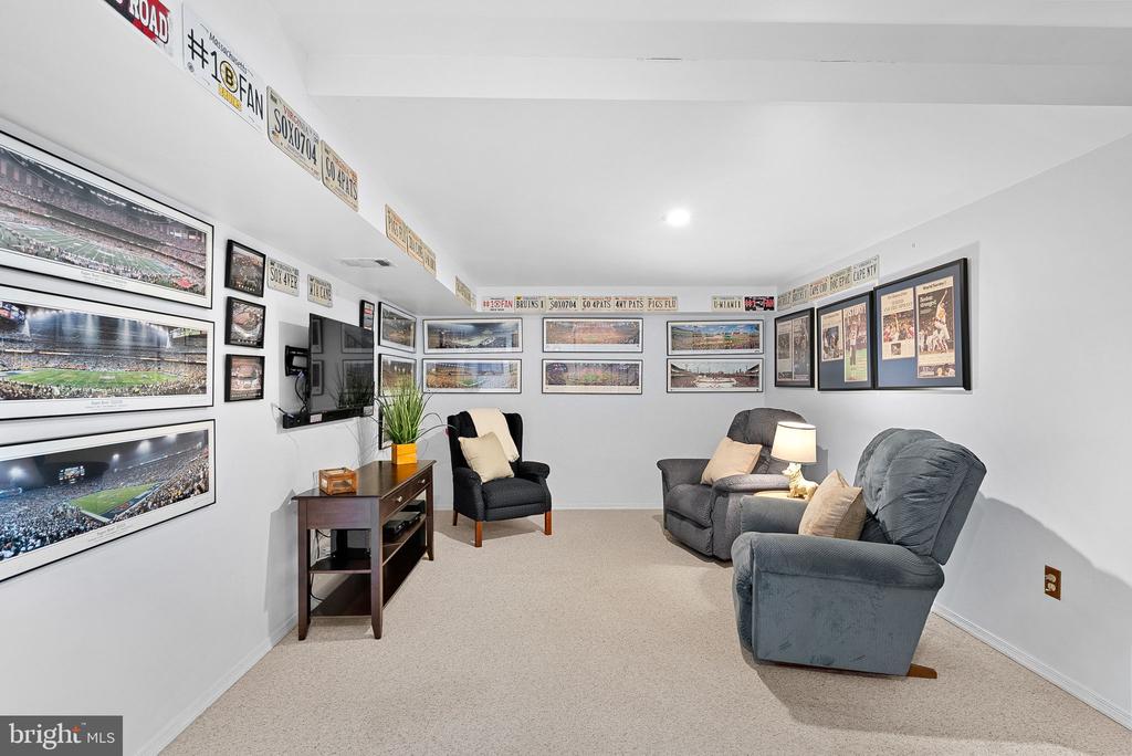 21 GLENGYLE LANE