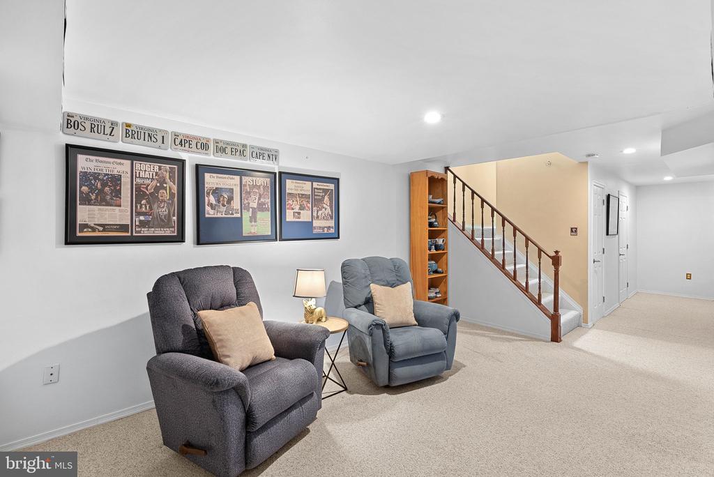 21 GLENGYLE LANE