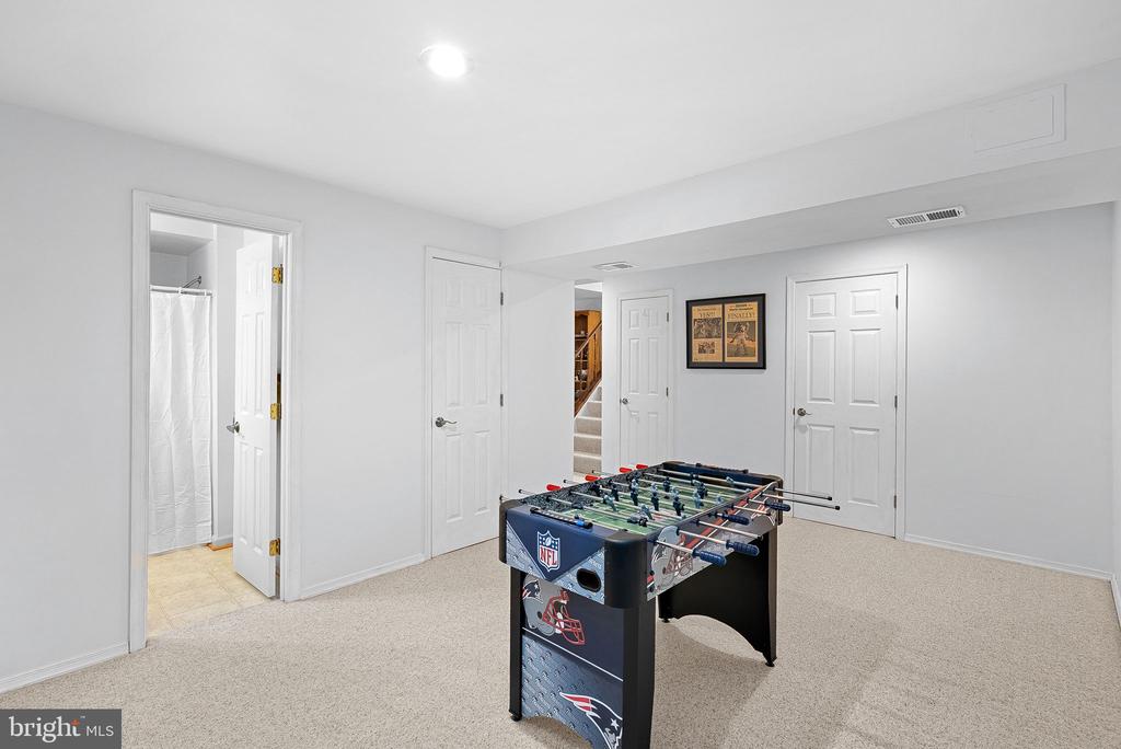 21 GLENGYLE LANE