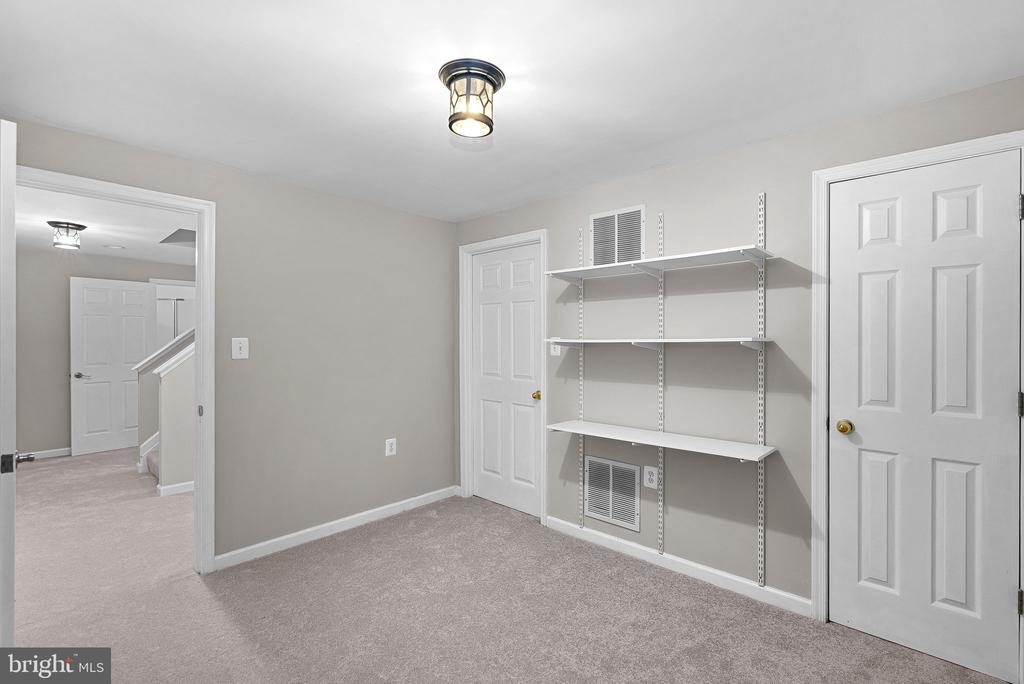 46415 HAMPSHIRE STATION DRIVE