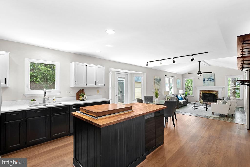 46415 HAMPSHIRE STATION DRIVE