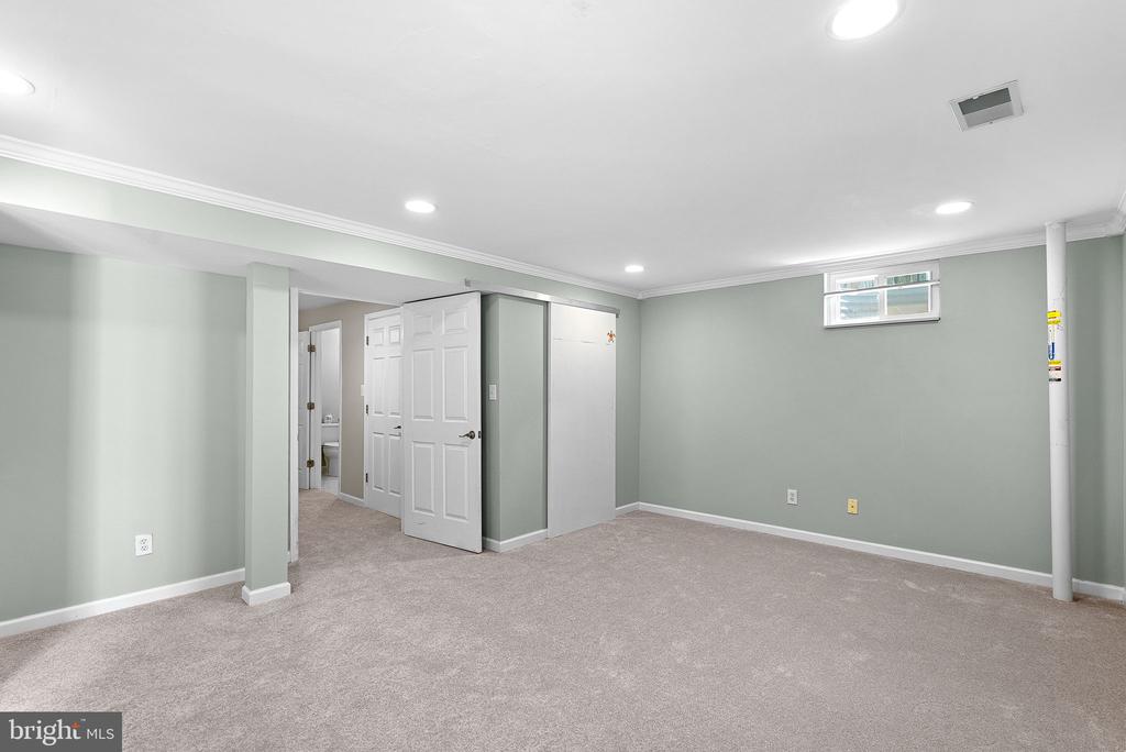46415 HAMPSHIRE STATION DRIVE
