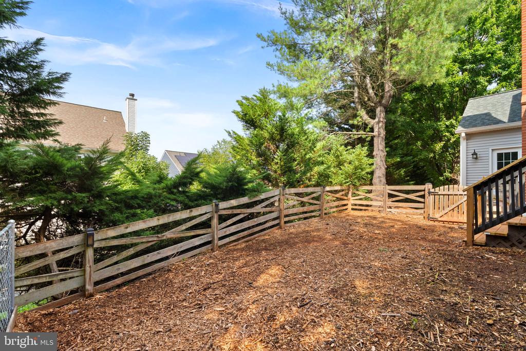 46415 HAMPSHIRE STATION DRIVE