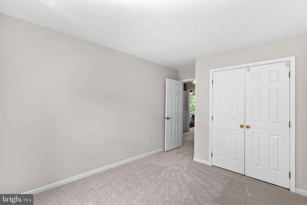 46415 HAMPSHIRE STATION DRIVE