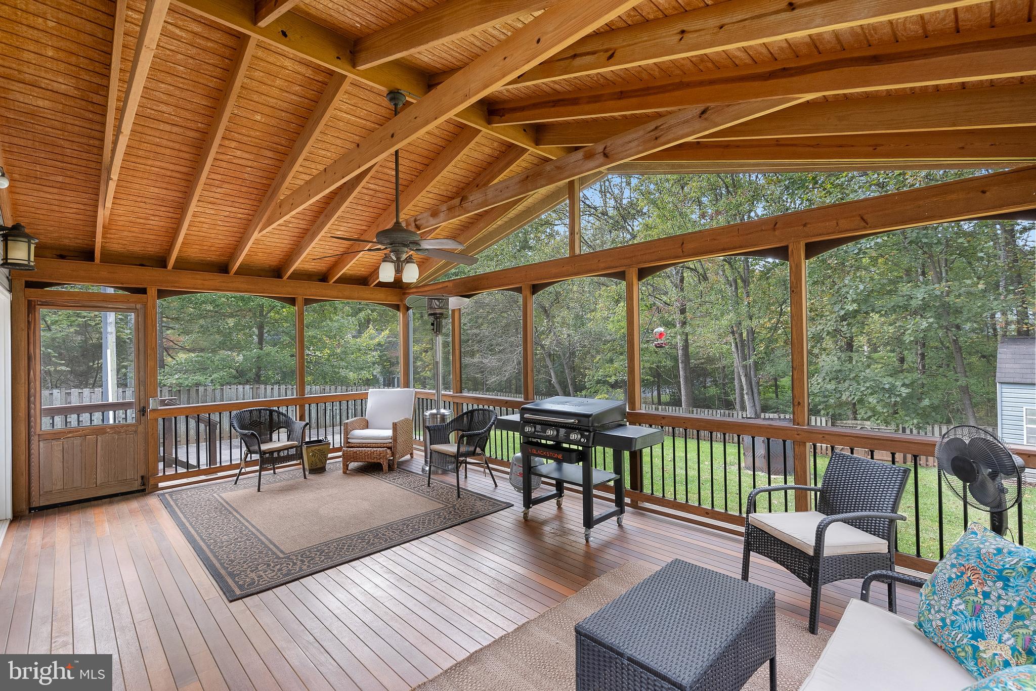 10596 Brentwood Dr